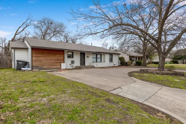 $3,995 | 4009 Anita Avenue, Fort Worth, TX 76109