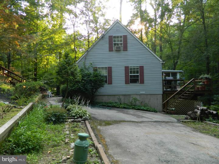 35 Spring Road Malvern, PA 19355 - Photo 22 of 23 Driveway