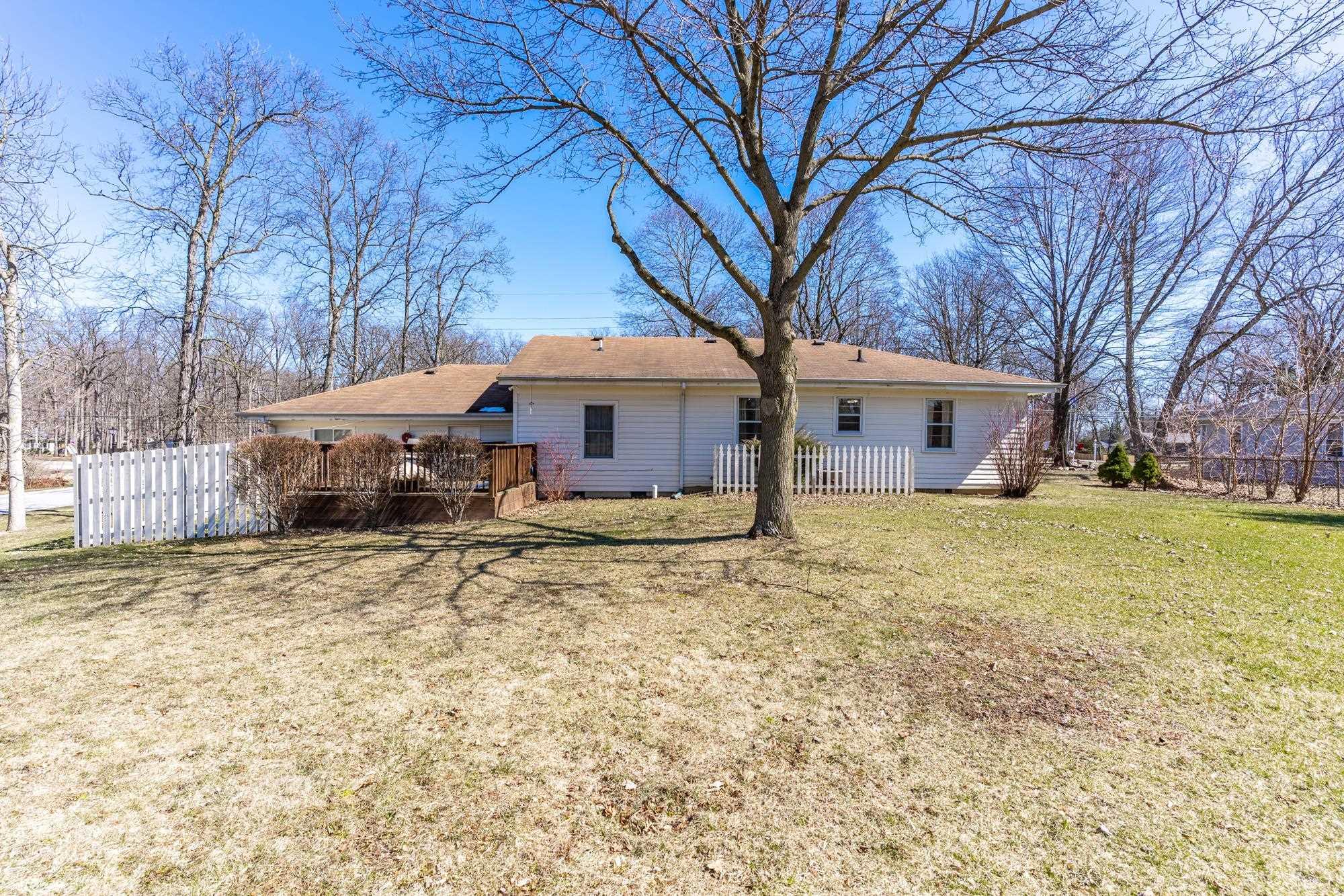 422 South Hadley Road Fort Wayne, IN 46804 - Photo 27 of 36 Gallery Image 27