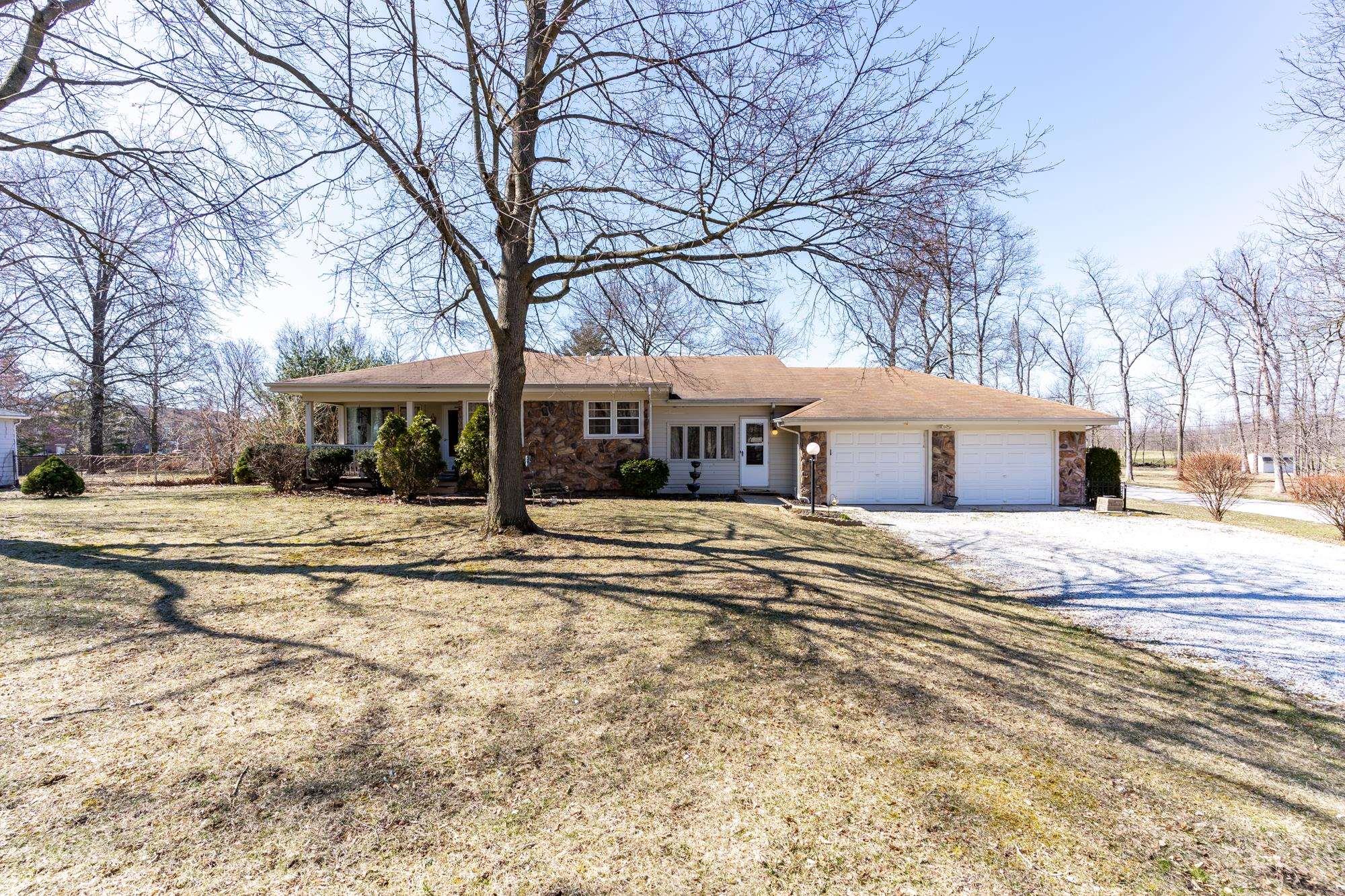 422 South Hadley Road Fort Wayne, IN 46804 - Photo 31 of 36 Gallery Image 31