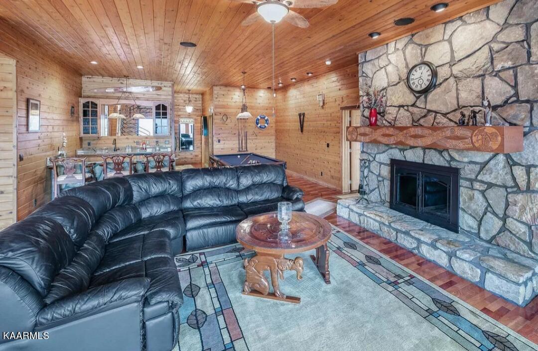 1186 Deerfield Way La Follette, TN 37766 - Photo 16 of 23 20200308_114746