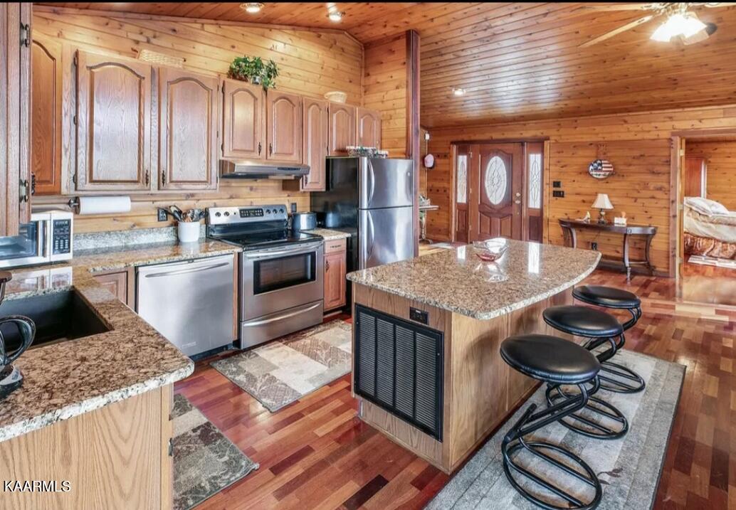 1186 Deerfield Way La Follette, TN 37766 - Photo 8 of 23 20200308_114952