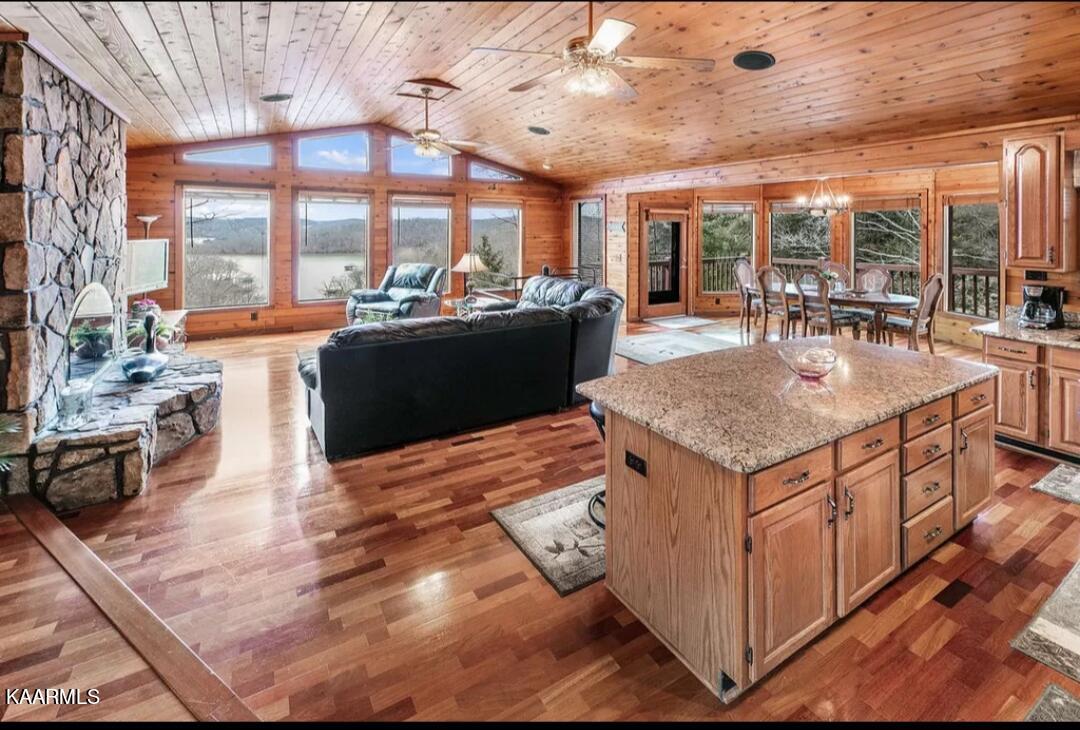 1186 Deerfield Way La Follette, TN 37766 - Photo 9 of 23 20200308_115050