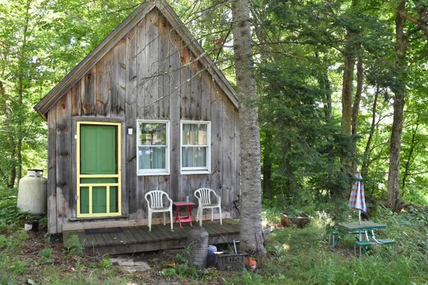 $735,000 | 1078 Brook Road, Marshfield, VT 05658