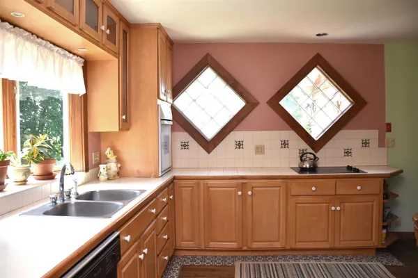 $735,000 | 1078 Brook Road, Marshfield, VT 05658