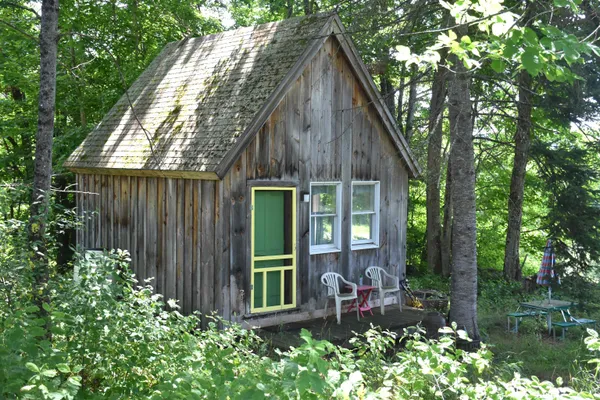 $735,000 | 1078 Brook Road, Marshfield, VT 05658