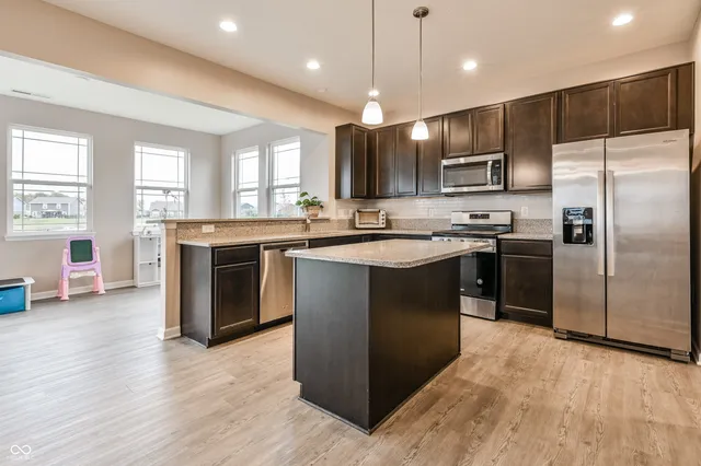 $374,900 | 6615 Aberdeen Drive, McCordsville, IN 46055