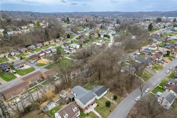 $148,888 | 1353 Bower Hill Road, Bridgeville, PA 15017