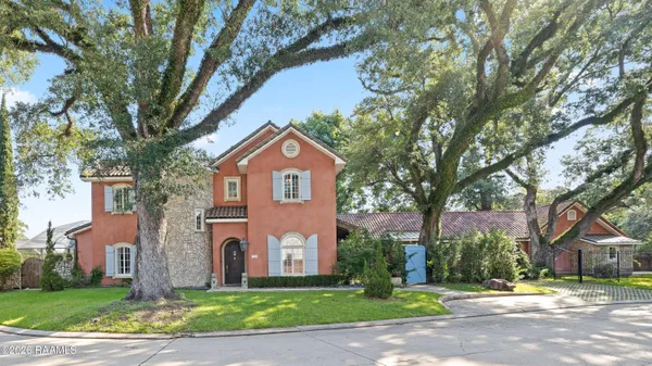 $1,540,000 | 109 Mossy Oaks Avenue, Lafayette, LA 70503