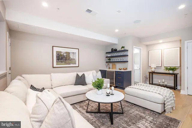 $1,195,000 | 1096 East Willow Grove Avenue, Wyndmoor, PA 19038