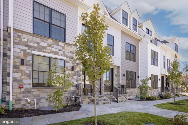 $1,195,000 | 1096 East Willow Grove Avenue, Wyndmoor, PA 19038