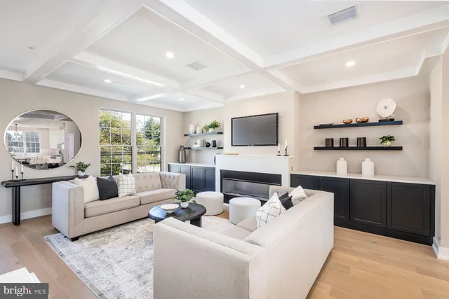 $1,195,000 | 1096 East Willow Grove Avenue, Wyndmoor, PA 19038