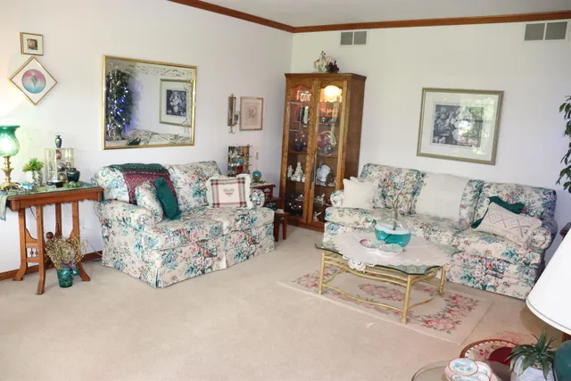 $1,100,000 | 10538 West Erbe Road, Blue Mounds, WI 53517