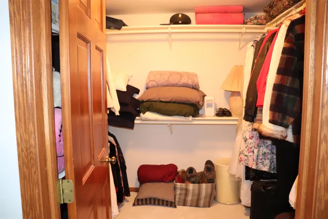 $1,100,000 | 10538 West Erbe Road, Blue Mounds, WI 53517