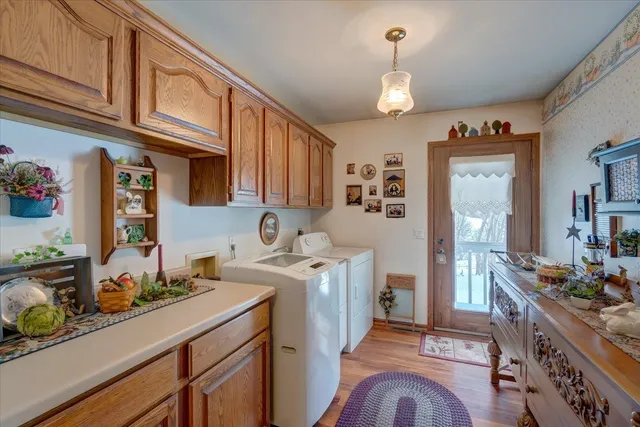 $1,075,000 | 10538 West Erbe Road, Blue Mounds, WI 53517