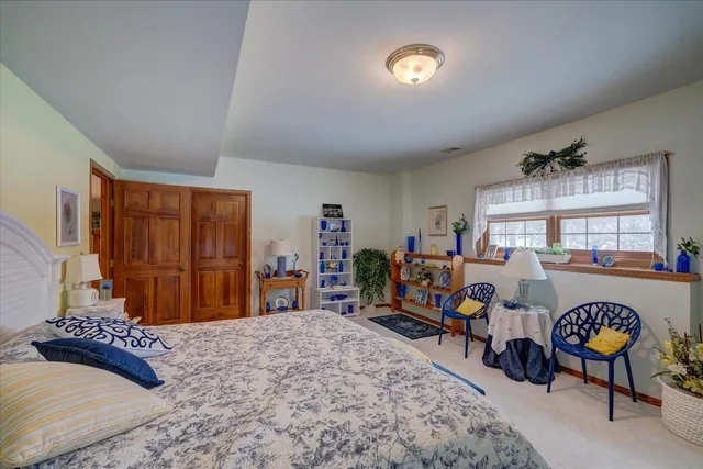 $1,075,000 | 10538 West Erbe Road, Blue Mounds, WI 53517