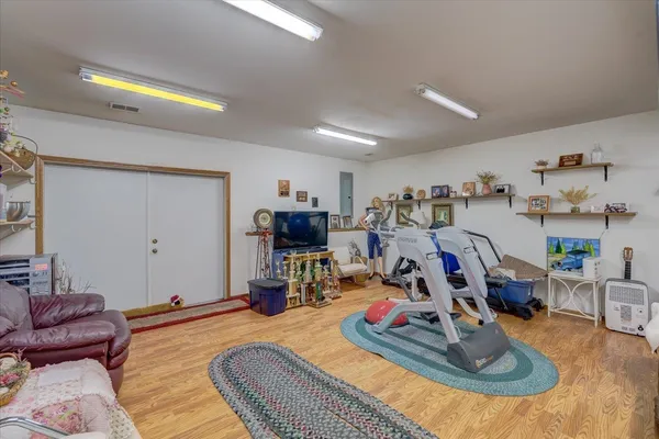 $1,075,000 | 10538 West Erbe Road, Blue Mounds, WI 53517