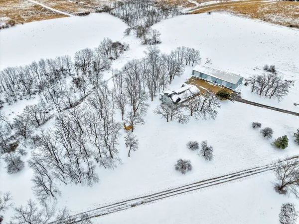 $1,075,000 | 10538 West Erbe Road, Blue Mounds, WI 53517