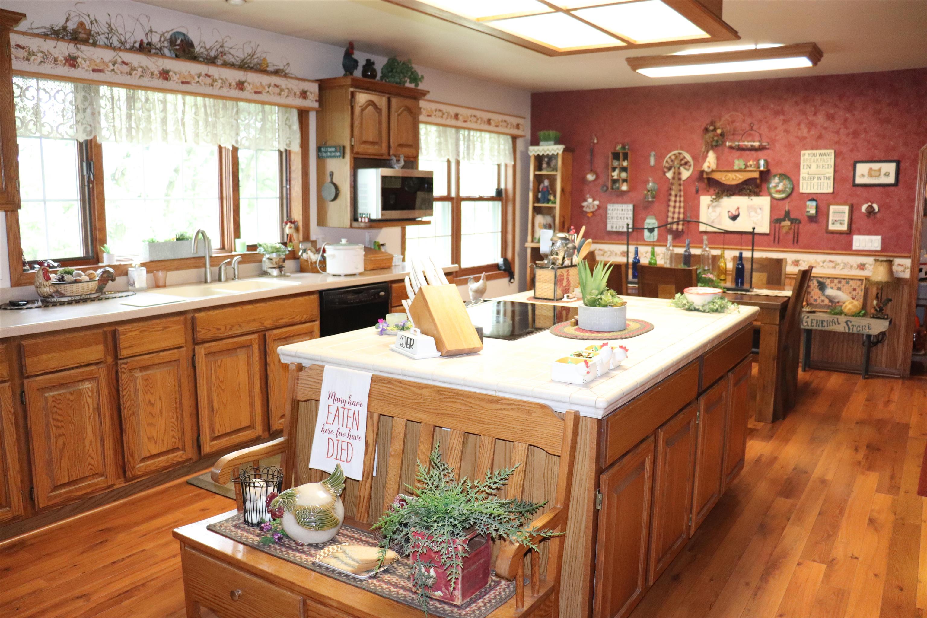 10538 West Erbe Road Blue Mounds, WI 53517 - Photo 7 of 42