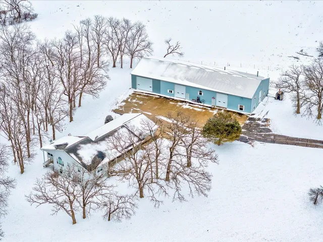 $1,075,000 | 10538 West Erbe Road, Blue Mounds, WI 53517