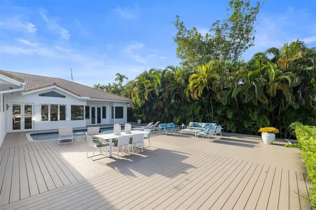 $3,975,000 | 543 Hibiscus Drive, Hallandale Beach, FL 33009