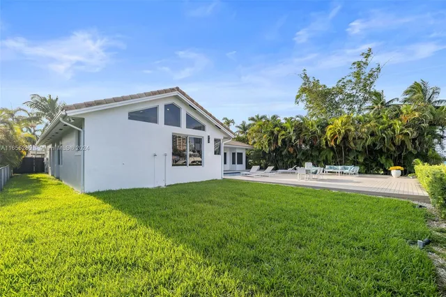 $3,975,000 | 543 Hibiscus Drive, Hallandale Beach, FL 33009