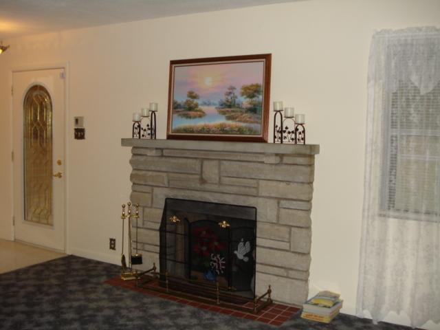 134 East Roberts Road Indianapolis, IN 46227 - Photo 3 of 8 Gallery Image 3