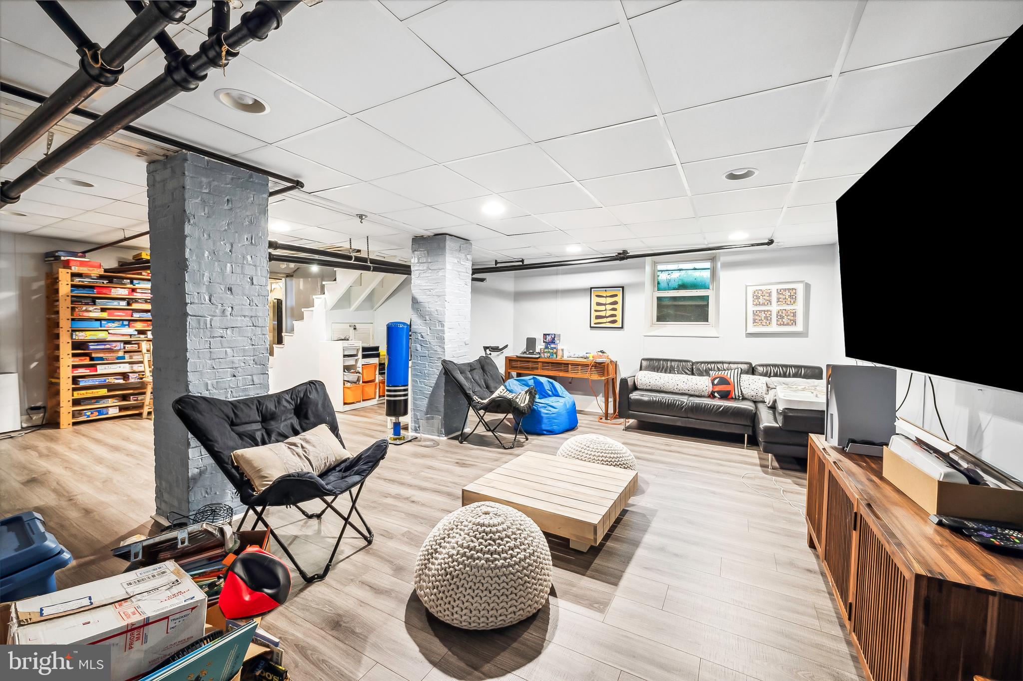 209 Club Road Baltimore, MD 21210 - Photo 47 of 59