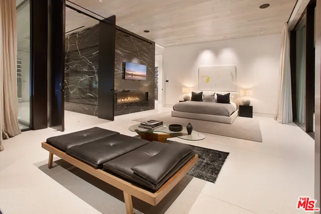 $110,000 | 1536 Blue Jay Way, Los Angeles, CA 90069