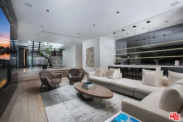 $110,000 | 1536 Blue Jay Way, Los Angeles, CA 90069