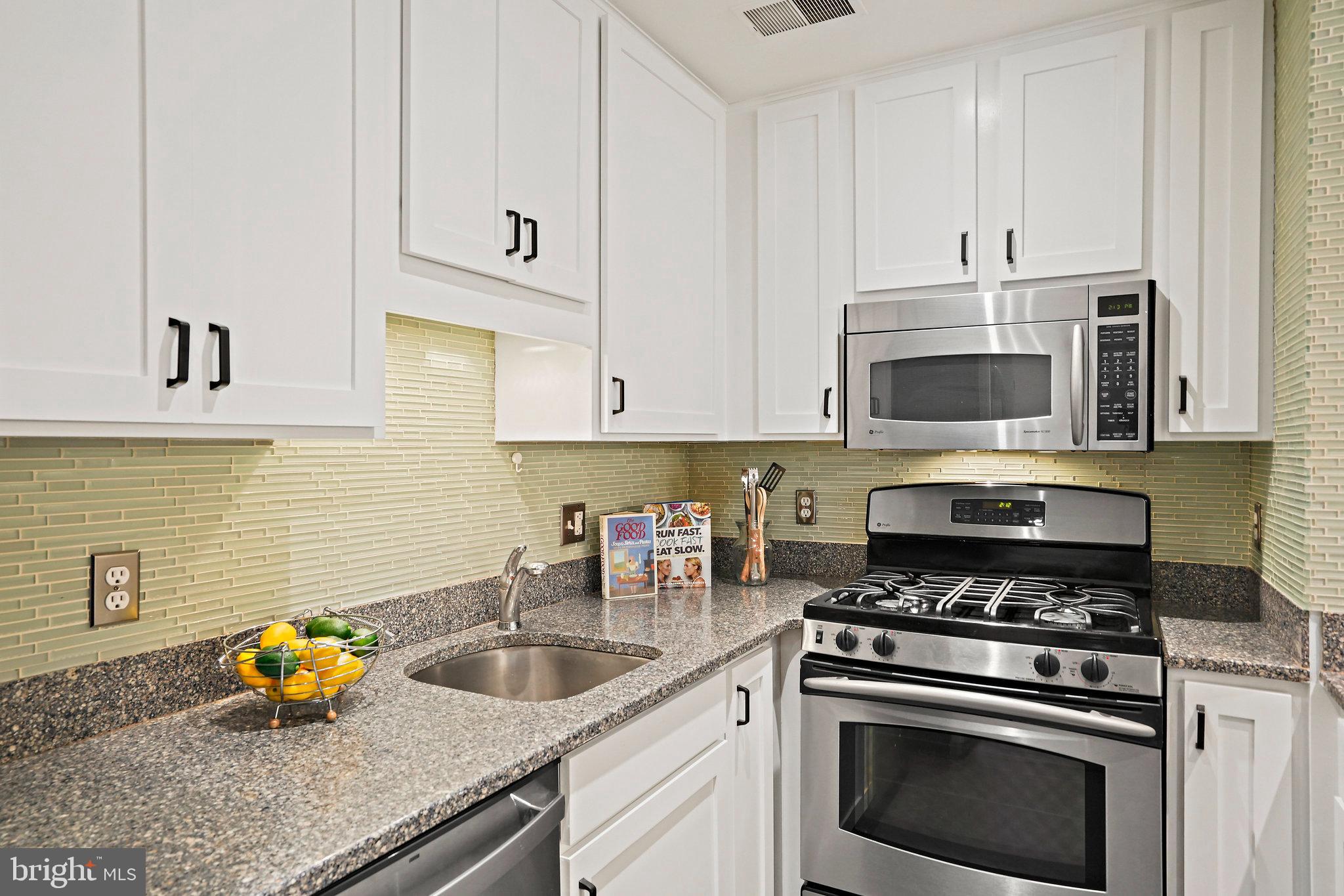 1445 N Street Northwest, Unit 205 Washington, DC 20005 - Photo 11 of 27