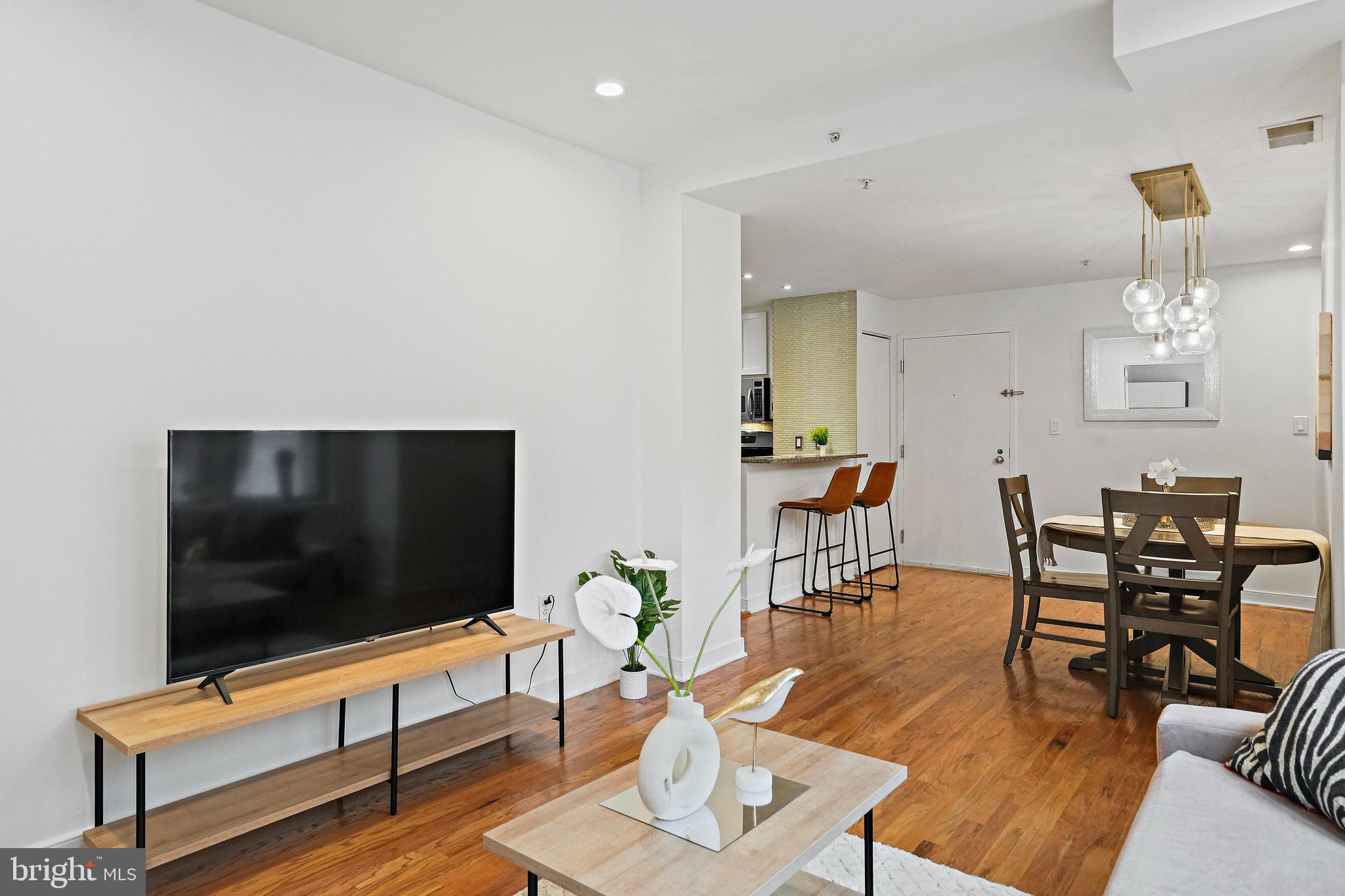 1445 N Street Northwest, Unit 205 Washington, DC 20005 - Photo 14 of 27