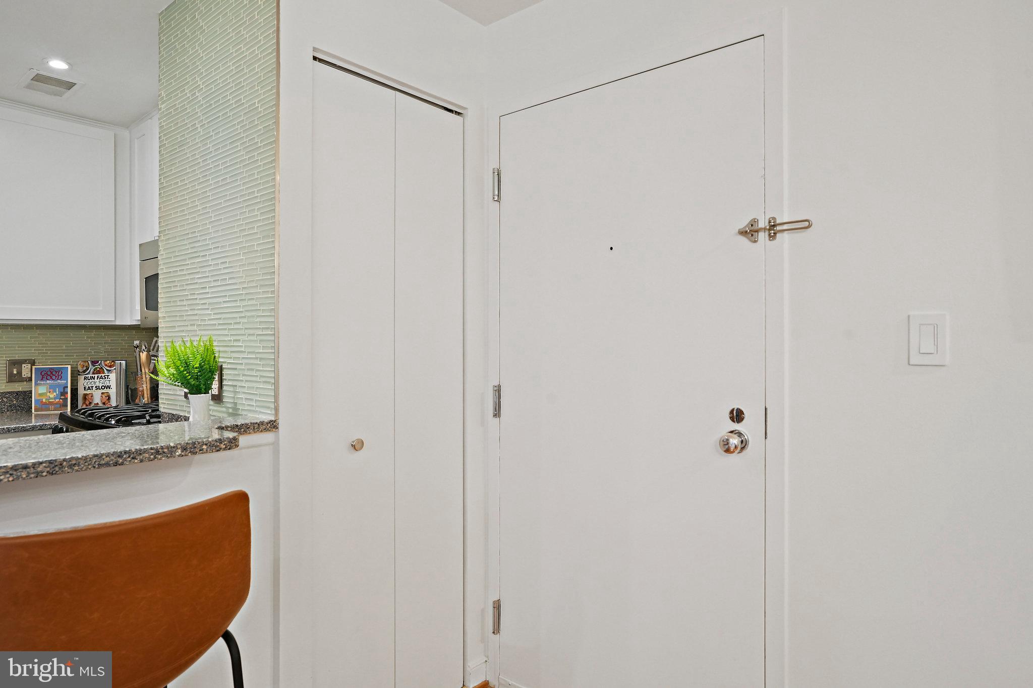 1445 N Street Northwest, Unit 205 Washington, DC 20005 - Photo 5 of 27