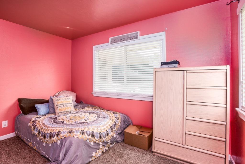 657 Southwest Balsam Road Grants Pass, OR 97526 - Photo 12 of 20 Additional Photo
