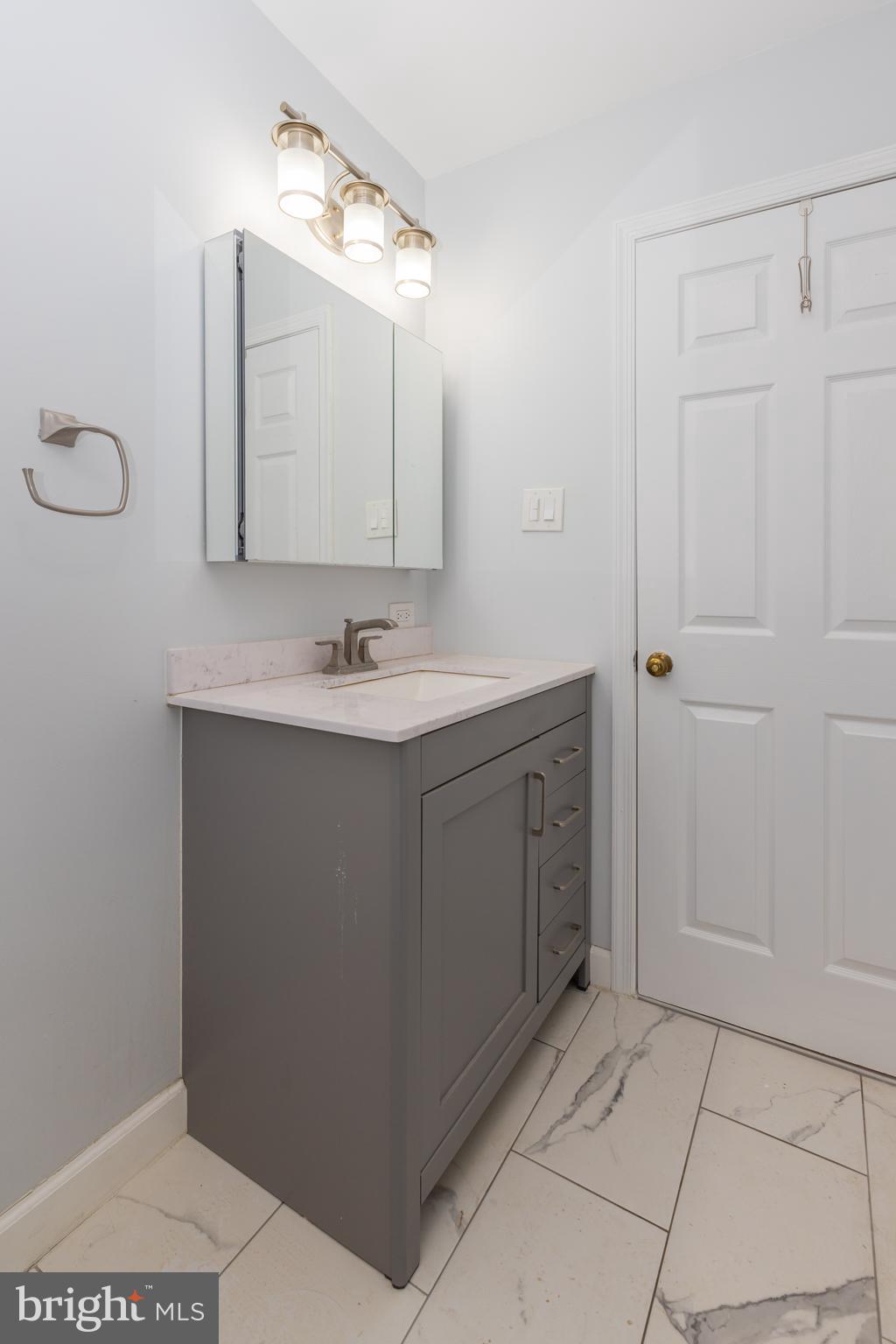 5900 Ridge View Drive Alexandria, VA 22310 - Photo 18 of 54 Gallery Image 18