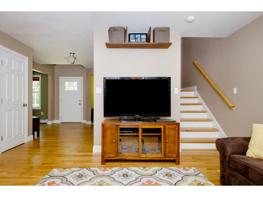 128 Raymond Road Nottingham, NH 03290 - Photo 13 of 36