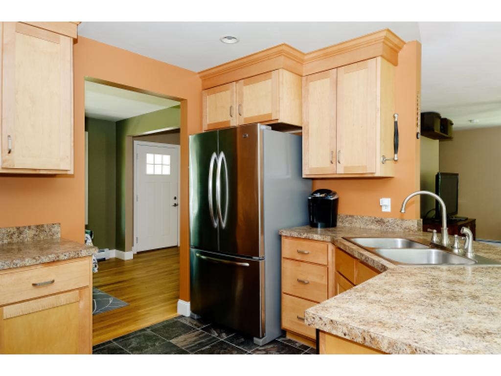 128 Raymond Road Nottingham, NH 03290 - Photo 15 of 36