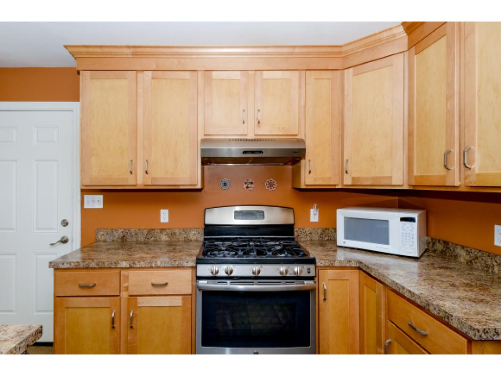 128 Raymond Road Nottingham, NH 03290 - Photo 16 of 36