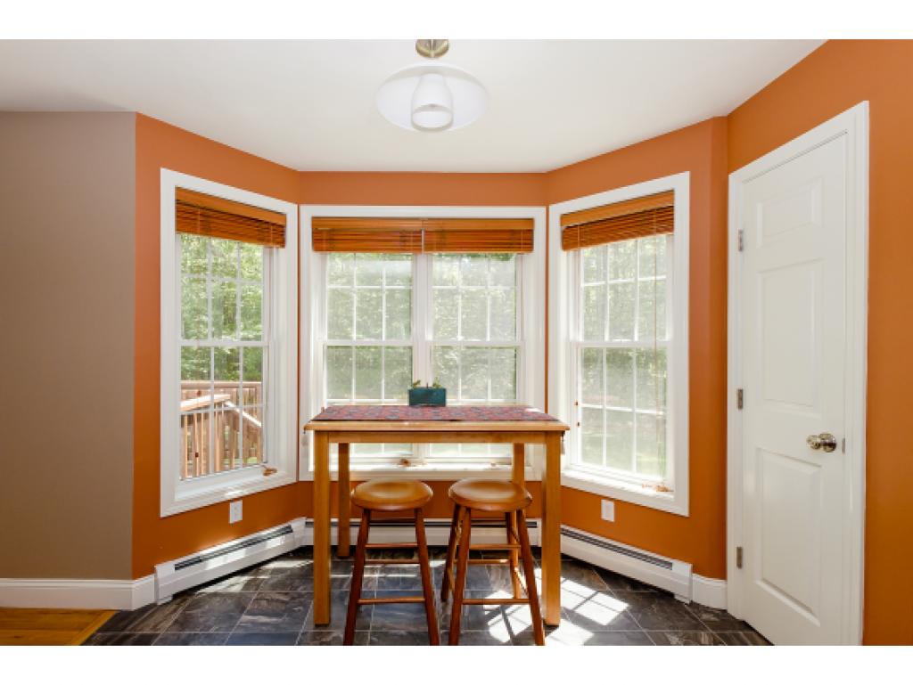 128 Raymond Road Nottingham, NH 03290 - Photo 3 of 36
