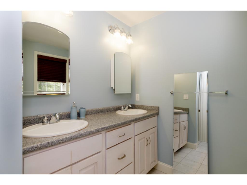 128 Raymond Road Nottingham, NH 03290 - Photo 30 of 36