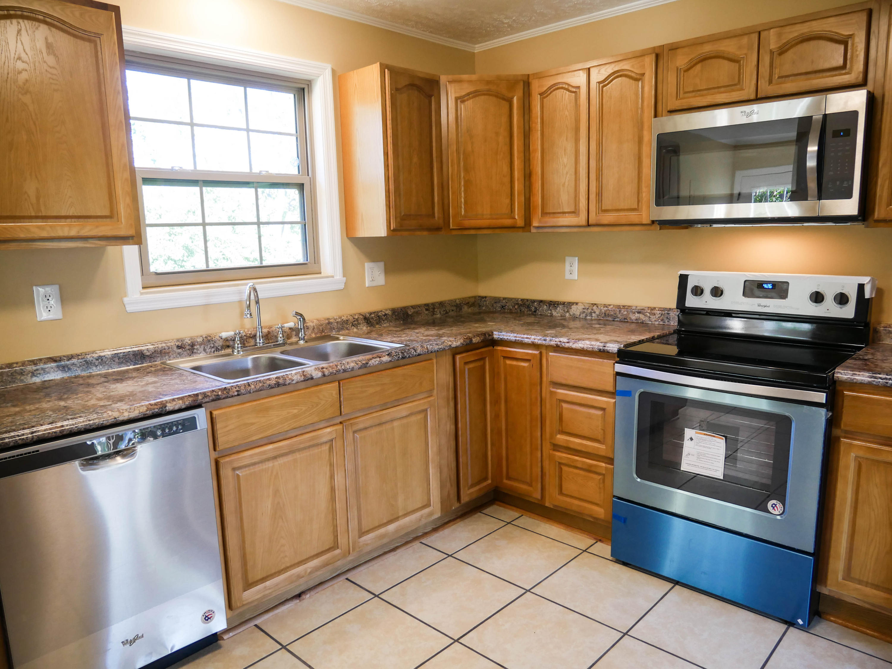 6108 McNeely Road Corryton, TN 37721 - Photo 7 of 29 P1020063-2