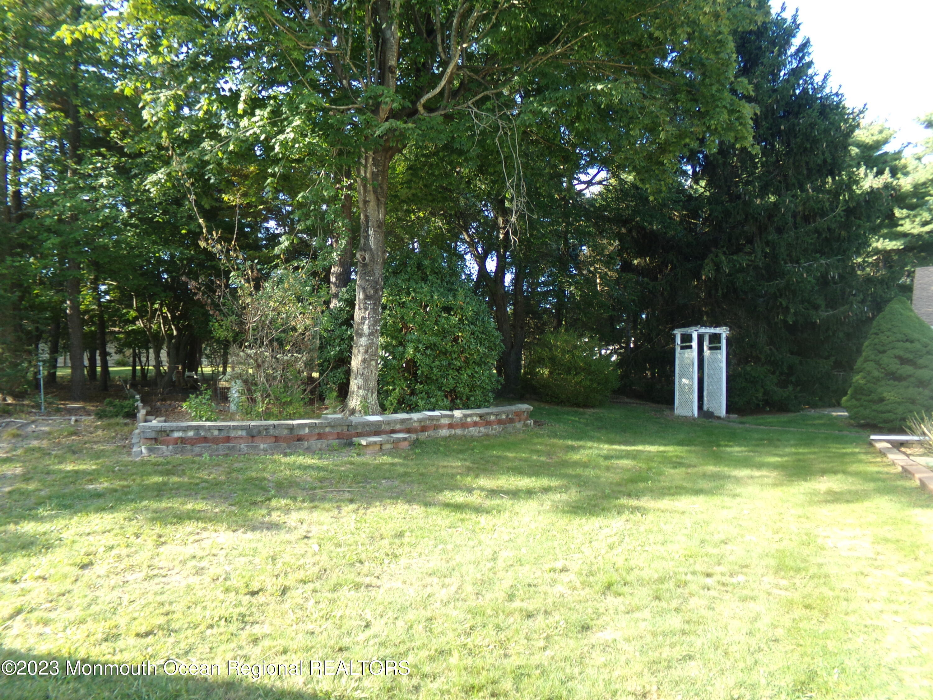 11 Ardmore Street, Unit 61 Whiting, NJ 08759 - Photo 31 of 34 104_1230