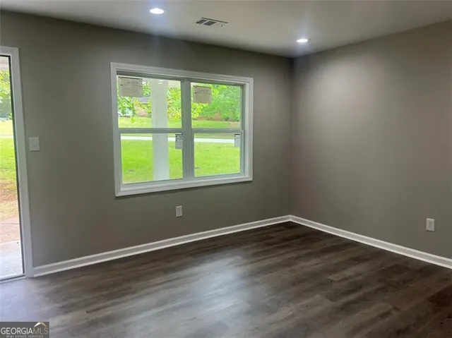 $1,350 | 1996 Chestnut Log Drive, Lithia Springs, GA 30122