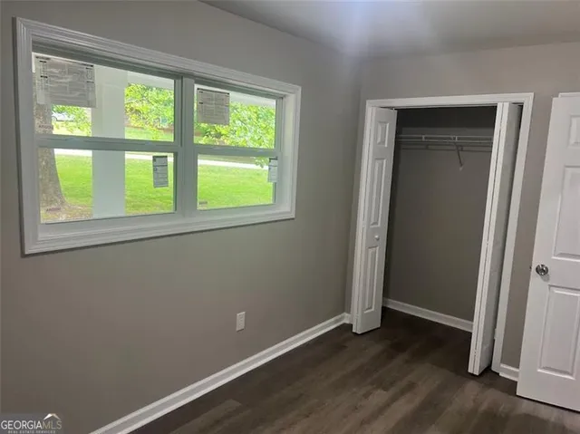 $1,350 | 1996 Chestnut Log Drive, Lithia Springs, GA 30122