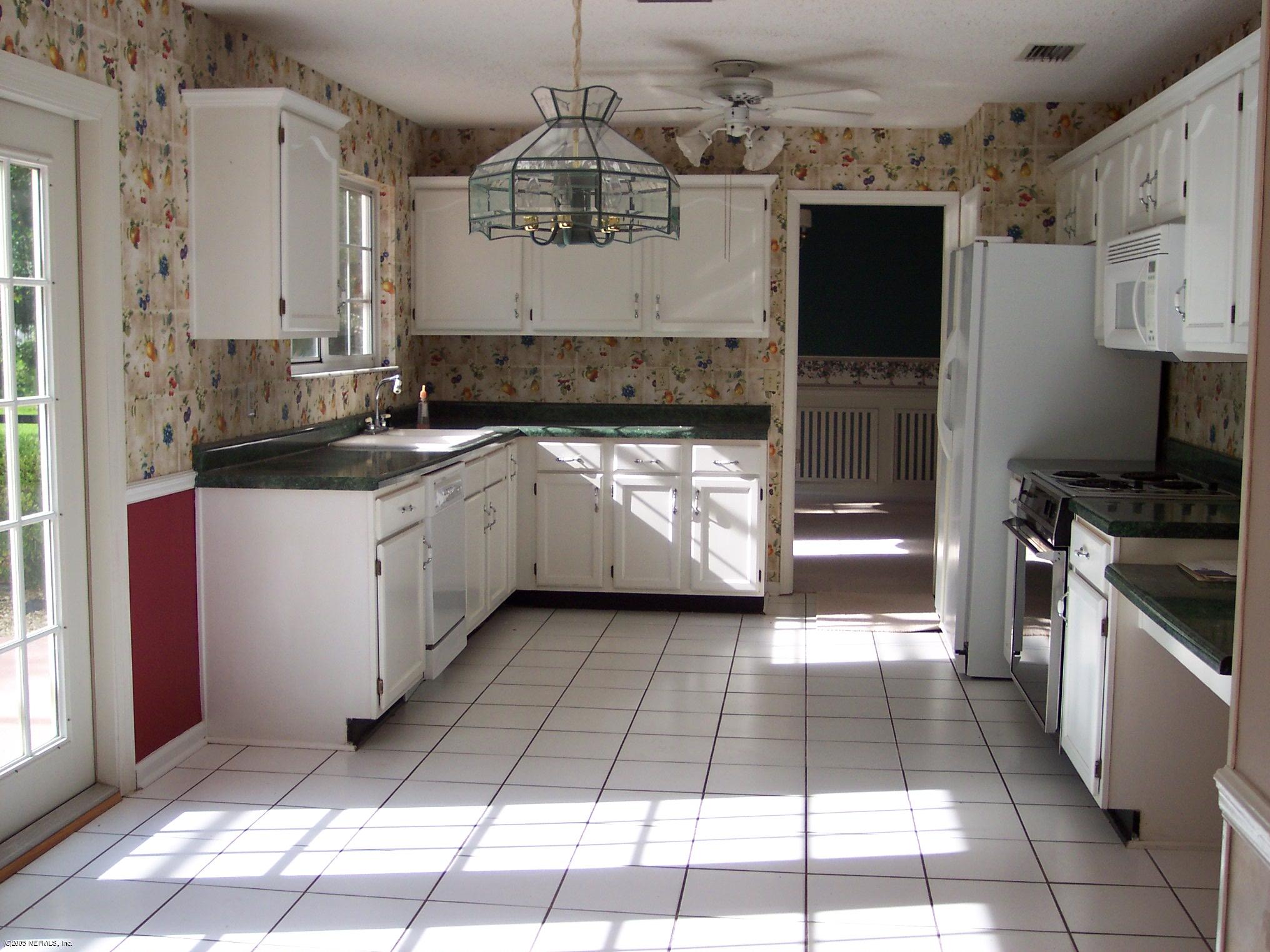 603 Castleberry Road Jacksonville, FL 32259 - Photo 7 of 13 KITCHEN2
