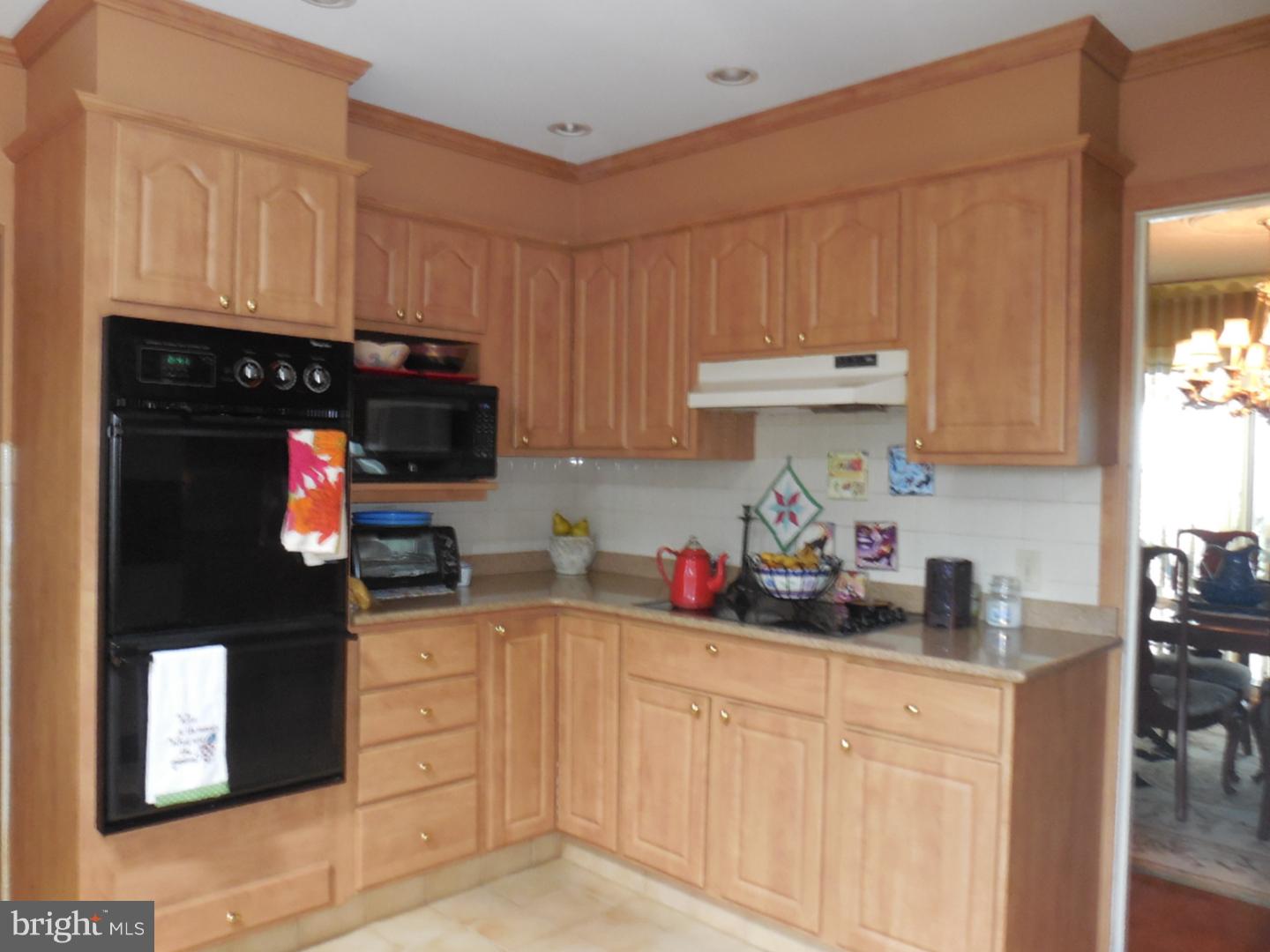 22 Red Ridge Road Levittown, PA 19056 - Photo 11 of 22 Gallery Image 11
