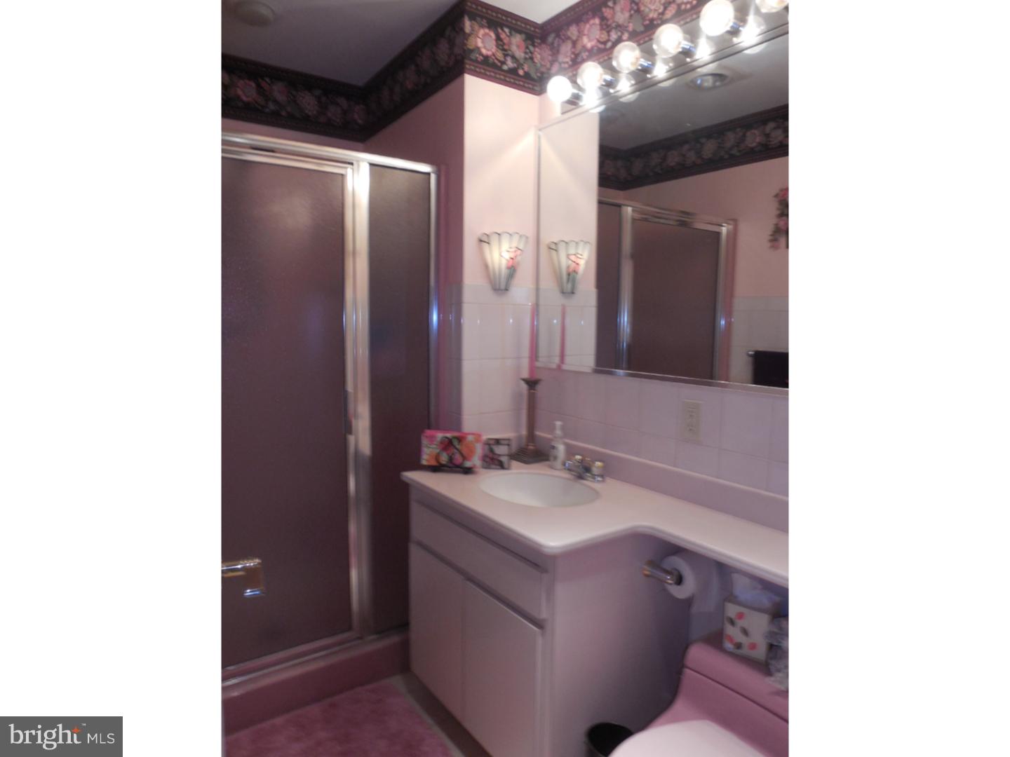 22 Red Ridge Road Levittown, PA 19056 - Photo 14 of 22 Gallery Image 14