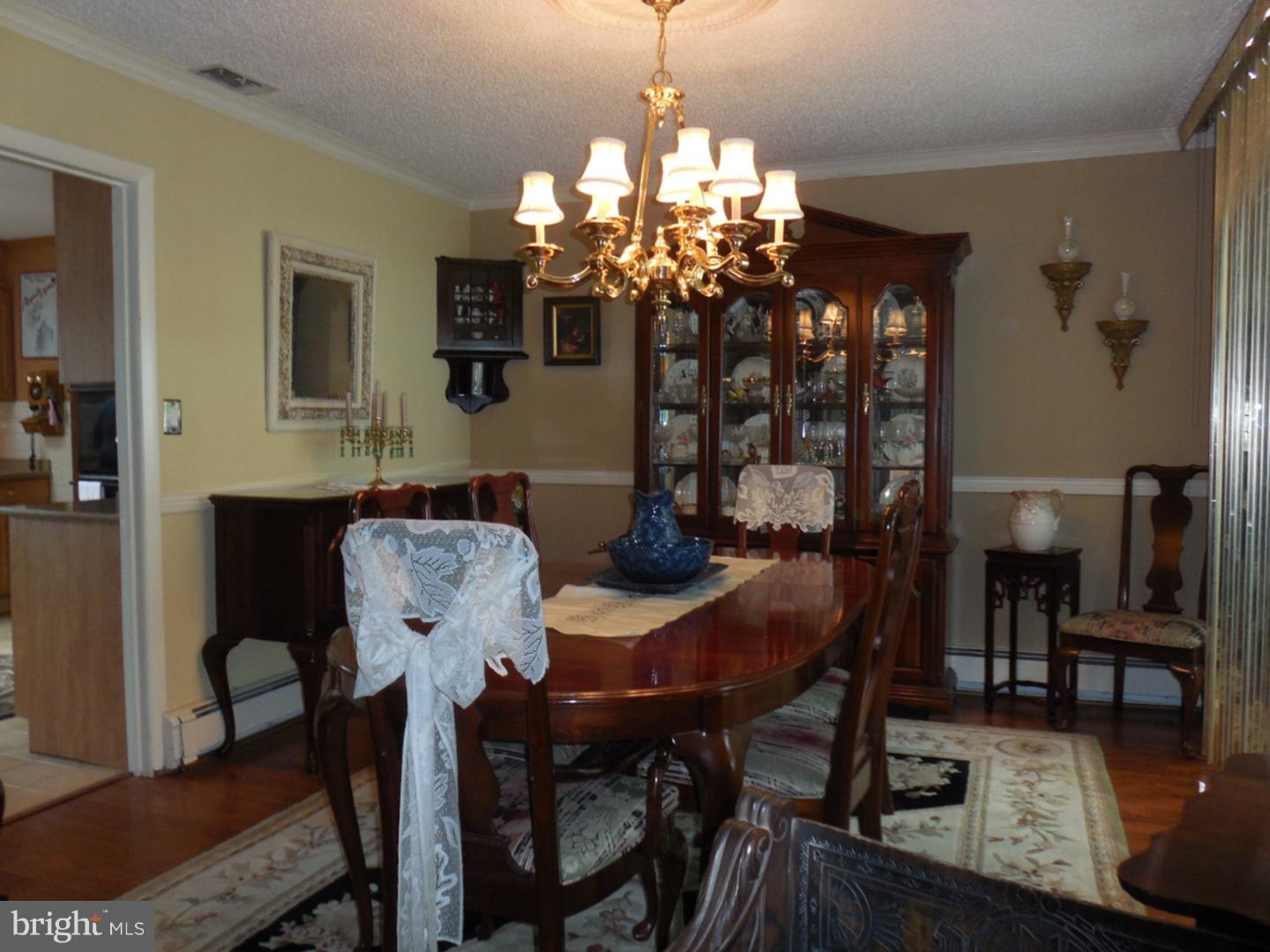 22 Red Ridge Road Levittown, PA 19056 - Photo 7 of 22 Gallery Image 7