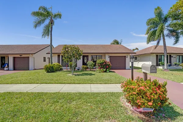 $469,000 | 2105 Southwest 17th Circle, Deerfield Beach, FL 33442