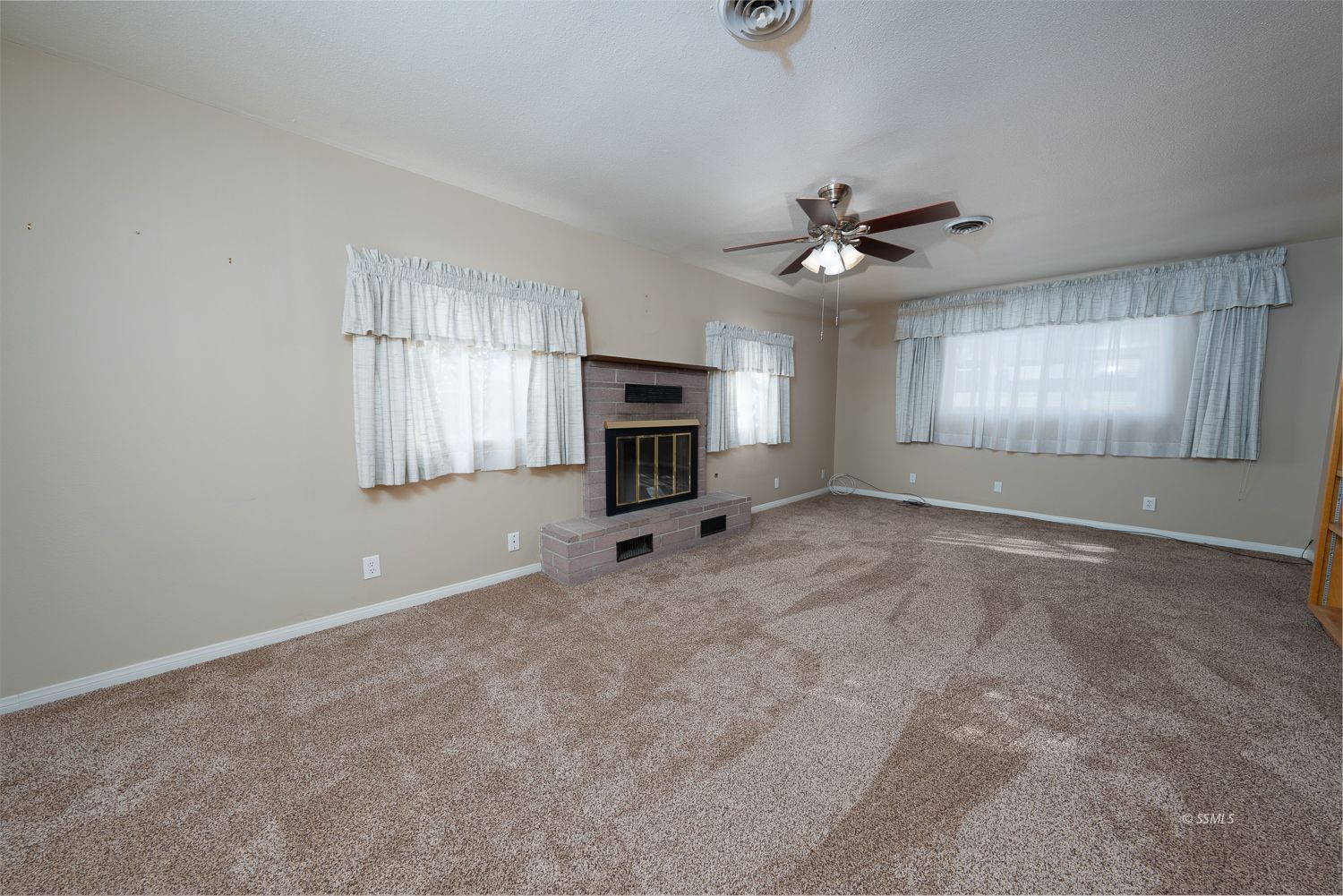 508 West Rader Avenue Ridgecrest, CA 93555 - Photo 7 of 38